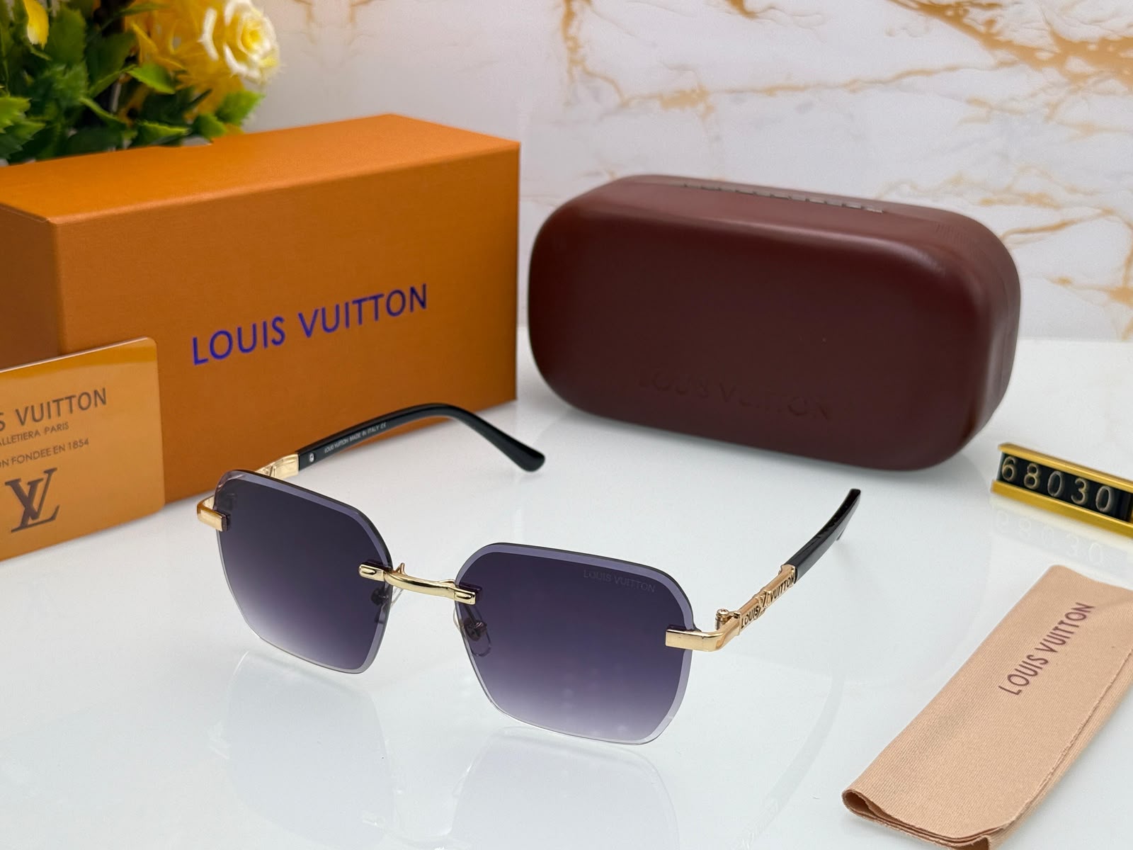 Louis Vuitton LV Jewel Square Rimless Sunglasses